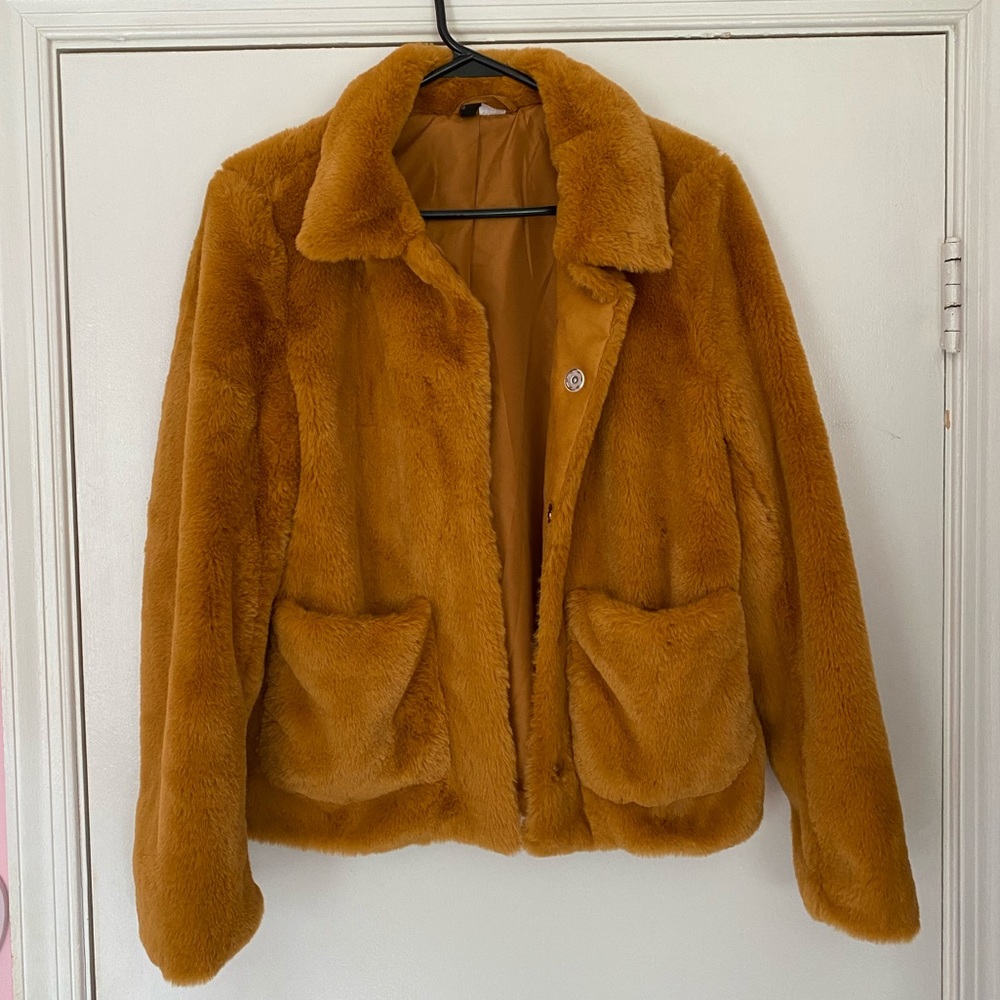 💥NWOT💥 H&M Faux Fur Coat 🍁🍂🔥